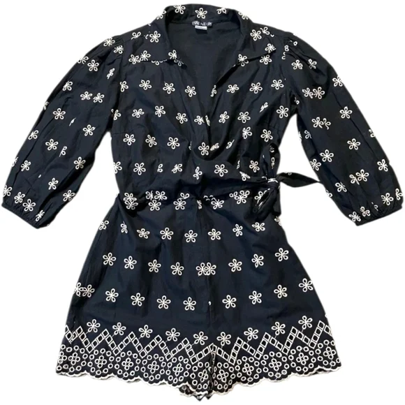Venus Floral Embroidered Surplice Mini Romper Cream Blk 3/4 Slvs Waist Tie Sz 10 - Picture 2 of 16